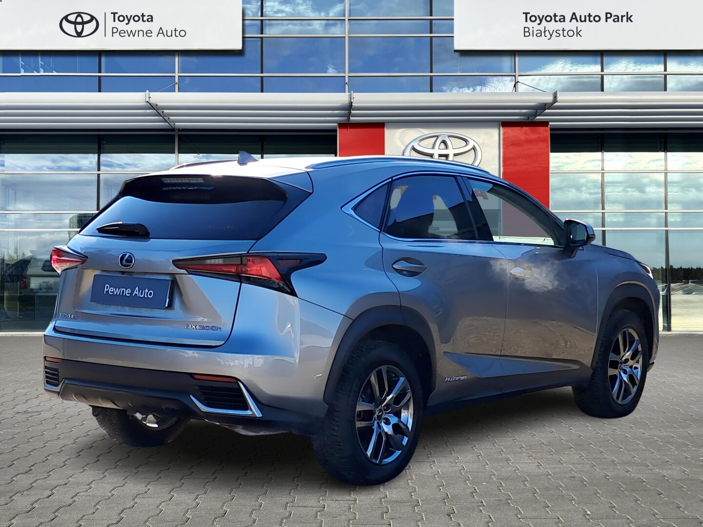 Lexus NX